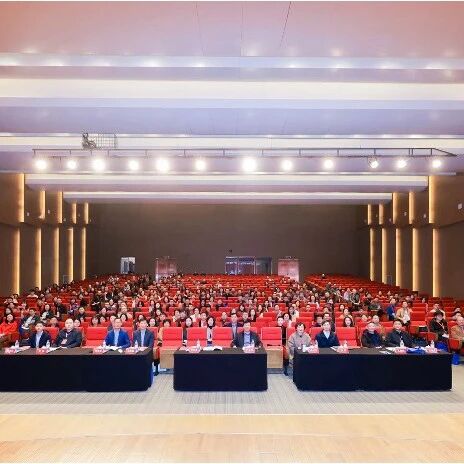 人工智能驱动的公共管理实践与MPA课程建设研讨会在南京大学顺利举办